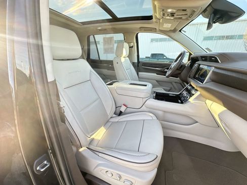 Certified 2023 GMC Yukon Denali AWD/4WD image 30
