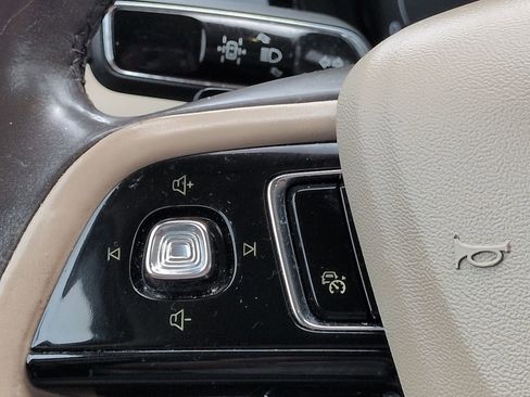 Used 2020 Lincoln Corsair AWD image 22