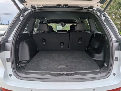 Certified 2023 Jeep Grand Cherokee Altitude image 12