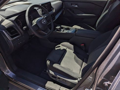 New 2026 Nissan Rogue SV FWD image 9