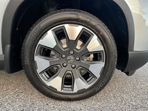 New 2026 Honda Pilot Touring image 11