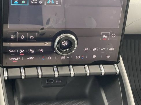 New 2026 GMC Terrain Denali w/ LPO, Floor Liner Package image 23