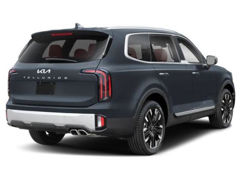 Used 2024 Kia Telluride SX FWD image 2