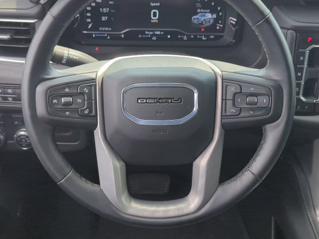 Used 2024 GMC Yukon Denali AWD/4WD image 8