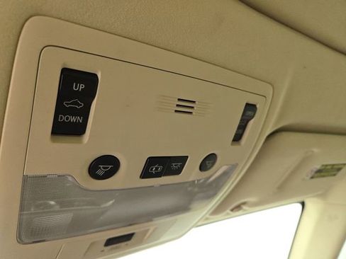 Used 2015 Lexus IS 250 AWD image 24