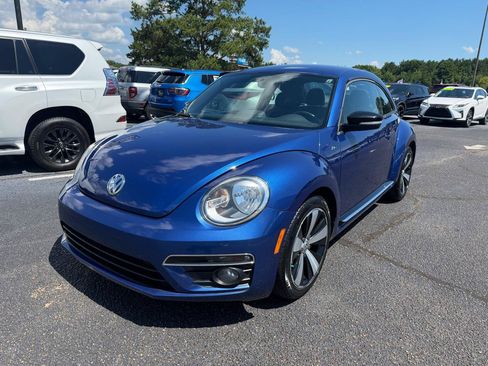 Used 2014 Volkswagen Beetle R-Line FWD image 2