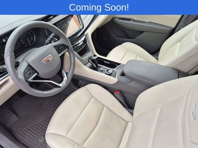 Used 2024 Cadillac XT6 Premium Luxury