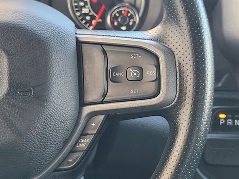 Used 2024 RAM 2500 Tradesman w/ Chrome Appearance Group image 29