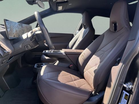 Used 2026 BMW iX xDrive45 AWD/4WD image 18