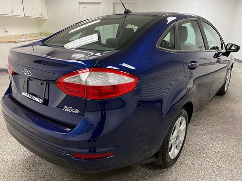 Used 2016 Ford Fiesta SE image 5