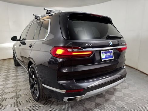 Used 2022 BMW X7 xDrive40i w/ Premium Package image 6