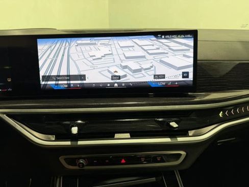 Used 2025 BMW X5 sDrive40i w/ M Sport Package RWD image 26