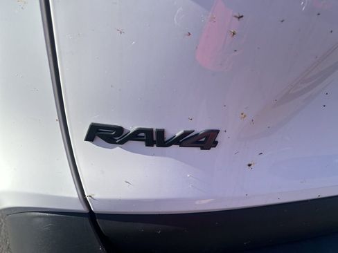 Used 2024 Toyota RAV4 Adventure AWD/4WD image 16