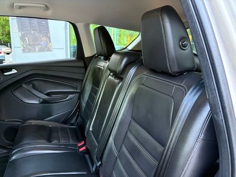 Used 2017 Ford Escape SE w/ SE Leather Comfort Package image 24