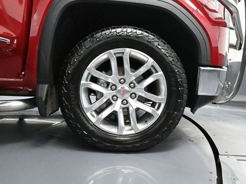 Used 2021 GMC Sierra 1500 SLT image 17