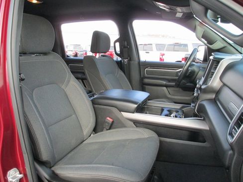 Used 2019 RAM 1500 Big Horn image 16