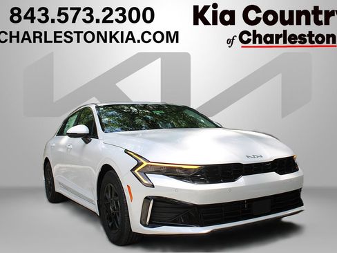 New 2026 Kia K5 LXS FWD image 1