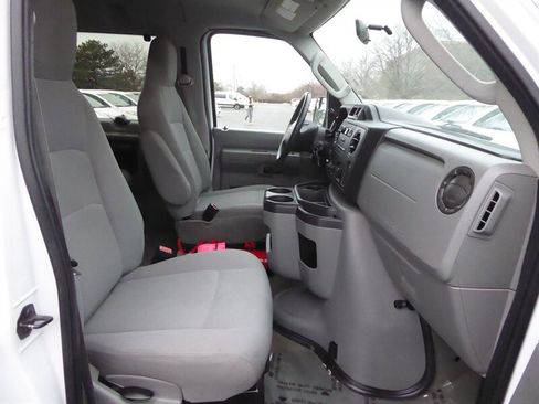 Used 2012 Ford E-350 and Econoline 350 XL w/ Interior Upgrade Pkg image 22