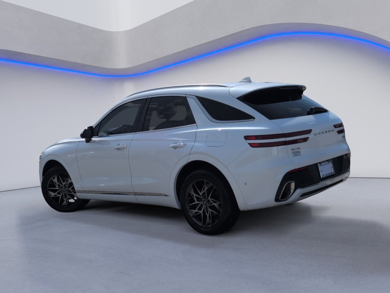 Used 2022 Genesis GV70 2.5T w/ Advanced Package AWD/4WD image 9
