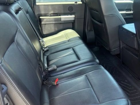 Used 2015 Ford F250 Lariat w/ Lariat Ultimate Package AWD/4WD image 9