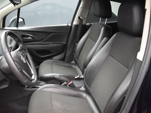 Used 2021 Buick Encore Preferred FWD image 26