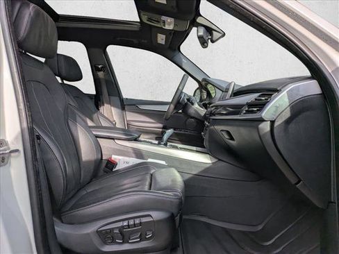 Used 2018 BMW X5 xDrive50i image 22