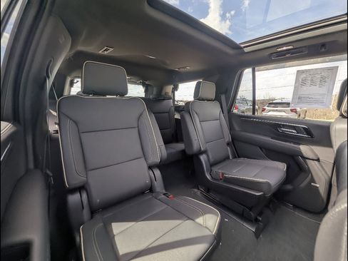 Used 2025 Chevrolet Tahoe Premier w/ Sun And Tow Package image 21