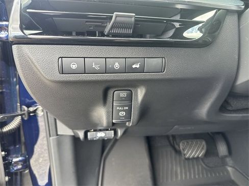 Used 2025 Nissan Murano Platinum w/ Cargo Package image 25