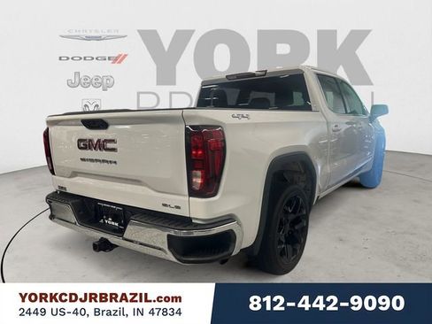 Used 2023 GMC Sierra 1500 SLE w/ Enhanced Capability Package AWD/4WD image 5