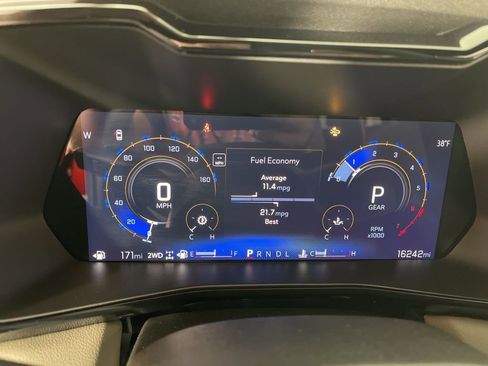 Certified 2024 Chevrolet Colorado ZR2 w/ Technology Package image 37