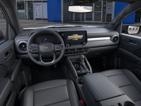 New 2025 Chevrolet Colorado LT w/ LT Convenience Package image 39