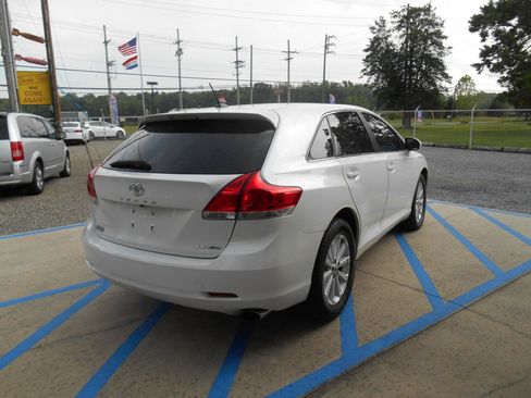 Used 2012 Toyota Venza LE AWD/4WD image 3