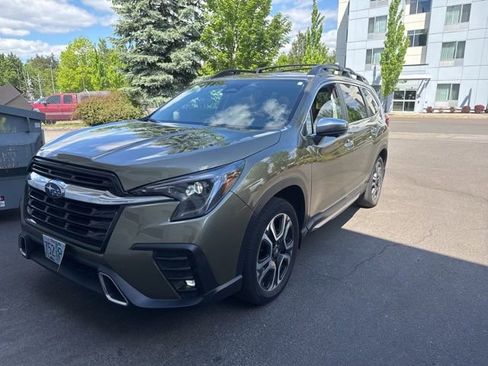 Used 2023 Subaru Ascent Touring AWD/4WD image 6