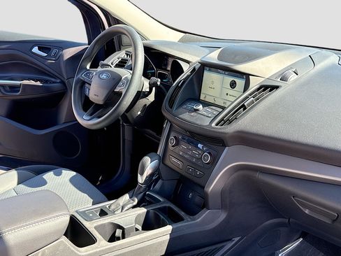 Used 2019 Ford Escape SE image 5