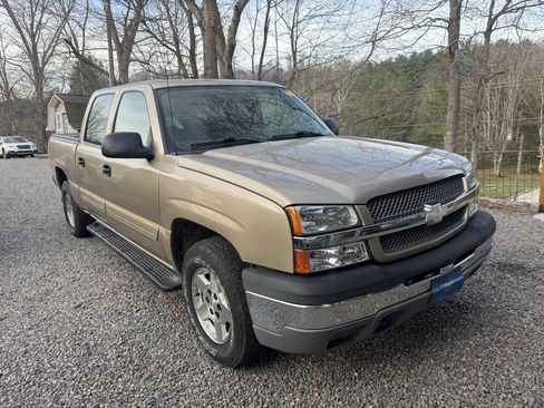Used 2004 Chevrolet Silverado 1500 LS image 4