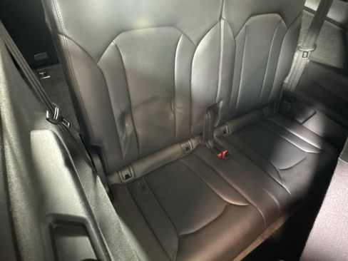 Used 2017 Audi Q7 3.0T Premium image 25