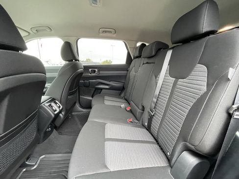 New 2026 Kia Sorento LX image 24