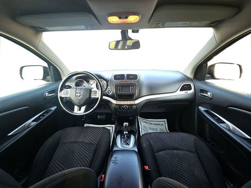 Used 2020 Dodge Journey SE w/ SE Popular Equipment Group image 21