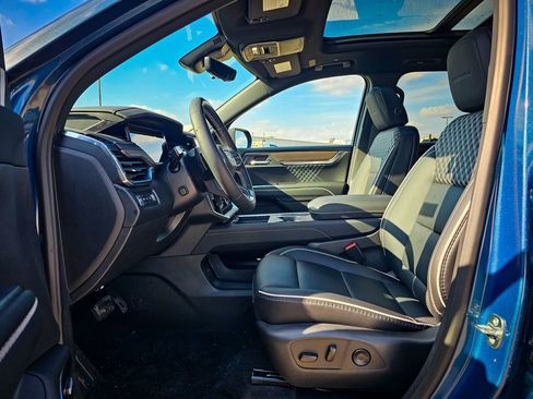 New 2026 GMC Acadia Denali w/ Super Cruise Package AWD/4WD image 12