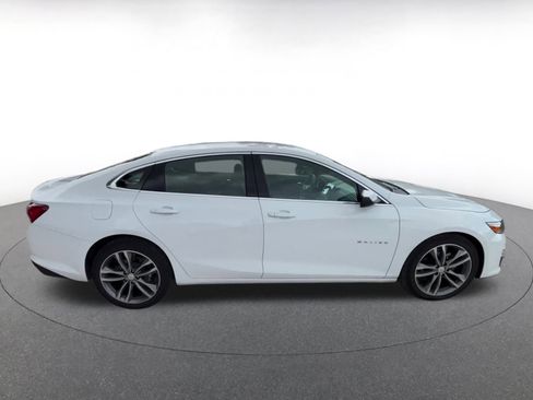 Used 2024 Chevrolet Malibu LT image 16