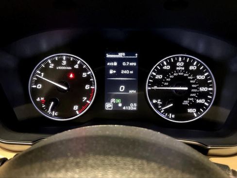 Used 2025 Subaru Outback Limited image 25