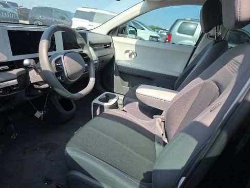 Used 2024 Hyundai Ioniq 5 SEL RWD image 10