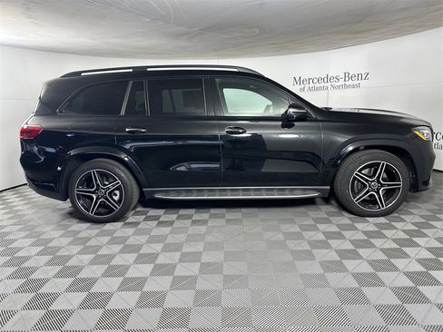 Certified 2024 Mercedes-Benz GLS 450 4MATIC w/ AMG Line Exterior image 8