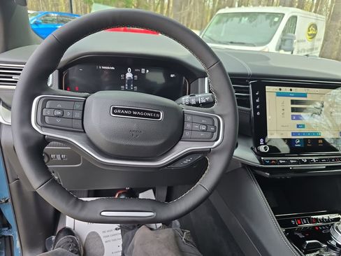New 2026 Jeep Grand Wagoneer Limited AWD/4WD image 16