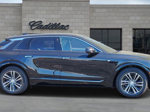 New 2026 Cadillac Lyriq Premium Luxury image 2