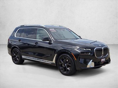 Used 2026 BMW X7 xDrive40i AWD/4WD image 3