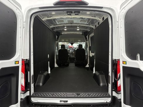 New 2026 Ford Transit 250 T-250 148 Med Rf 9150 GVWR AWD w/ Load Area Protection Package image 10