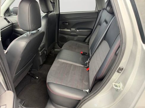 Used 2024 Mitsubishi Outlander Sport SE AWD/4WD image 15