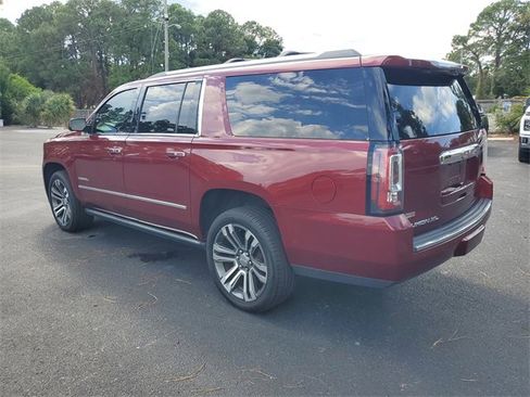 Used 2019 GMC Yukon XL Denali w/ Denali Ultimate Package image 4