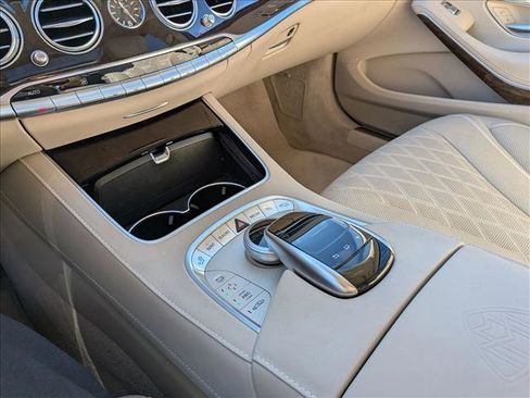 Used 2016 Mercedes-Benz Maybach S 600 image 11
